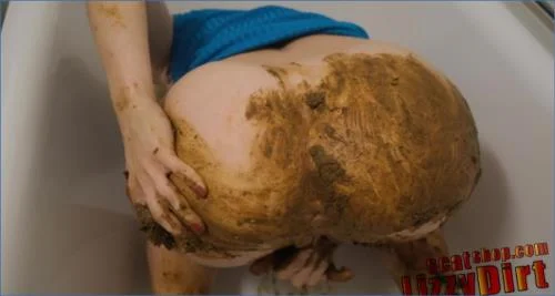 LizzyDirt Hardcore Shitting and Farting Close-Up