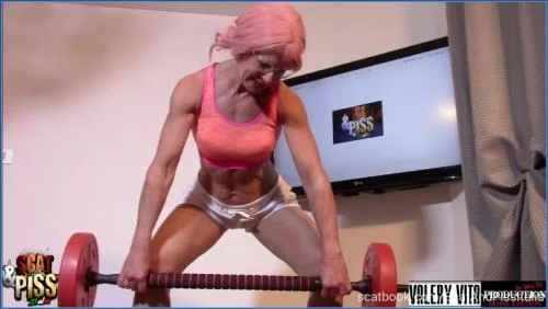 Valery Vita's Hardcore Pissing and Anal Defecation in Porno Fitness Bagnato
