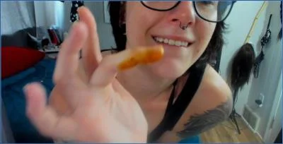 Missellie in The-Diarhea-Licker: Dirty Puke and Peeing All the Way