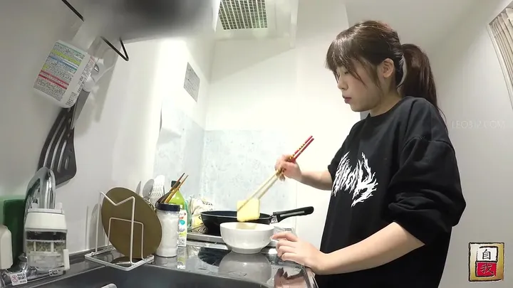 Haruka Noda Dives Deep into the Mucky pile of Authentic Scat